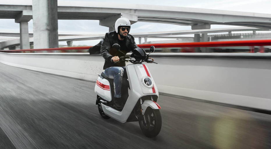 Cfmoto niu n gt electric scooter 1